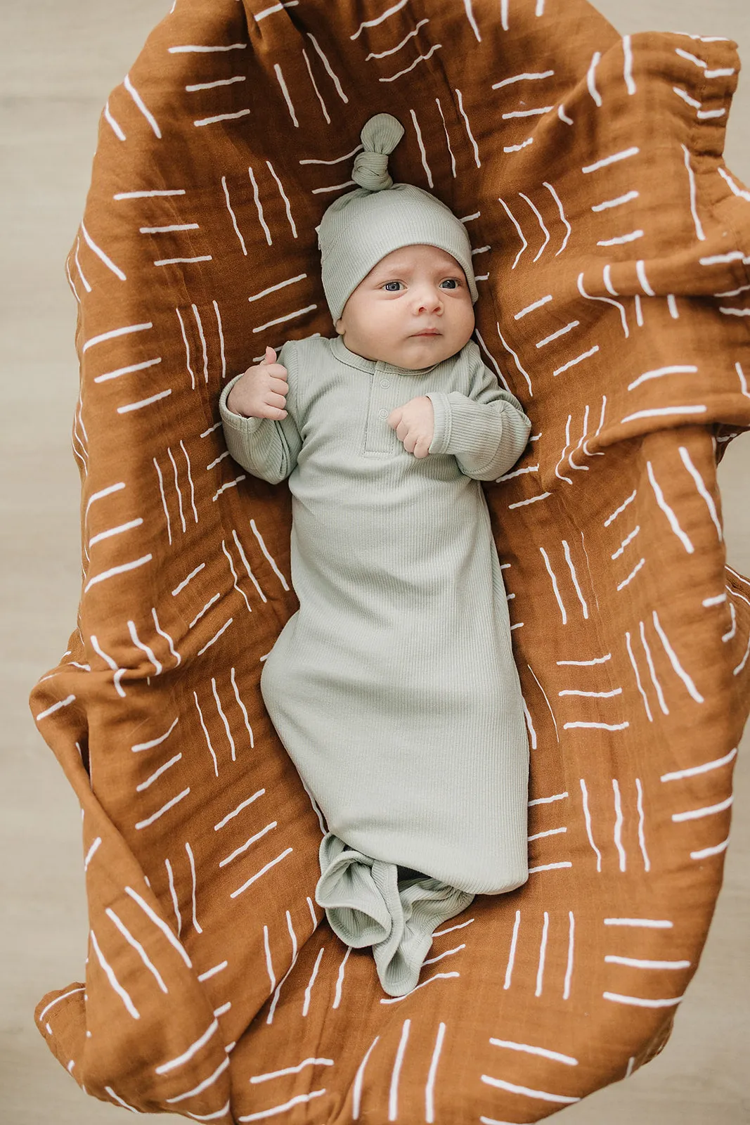 Newborn Knot Hats